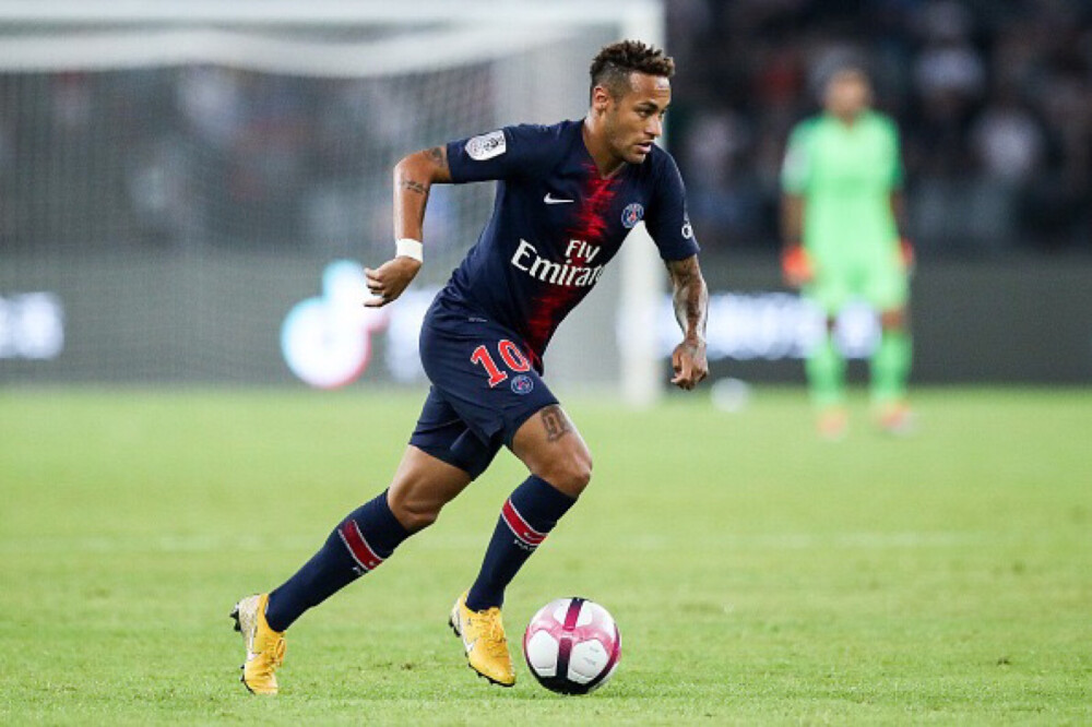 在镜头前说 在镜头前说