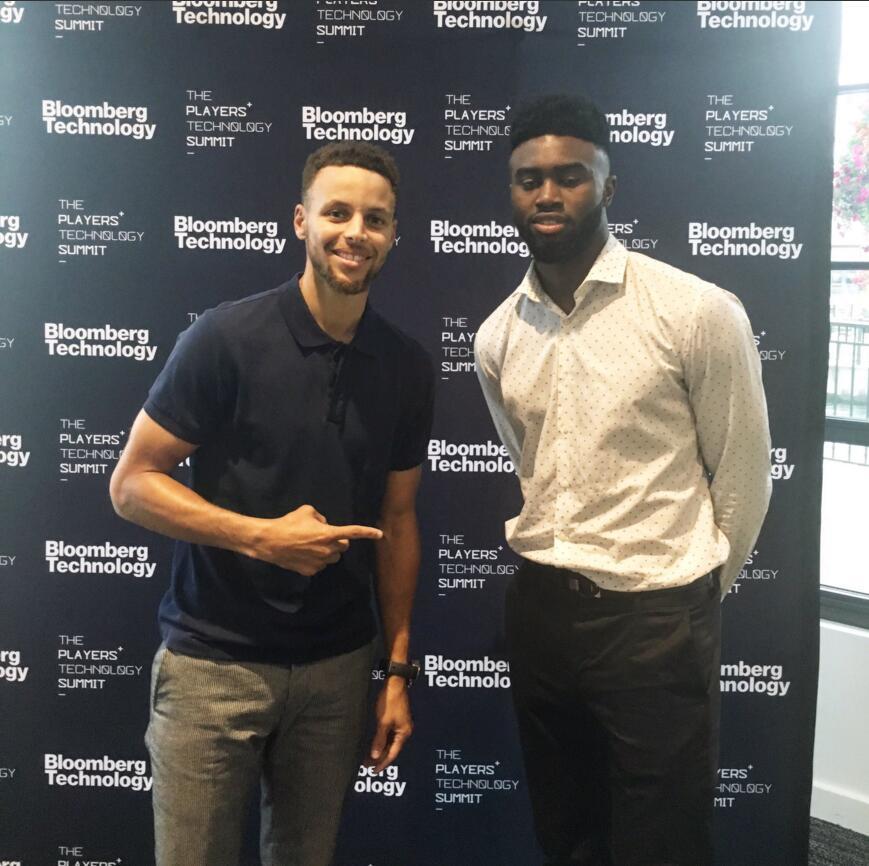 边后卫就近 边后卫就近