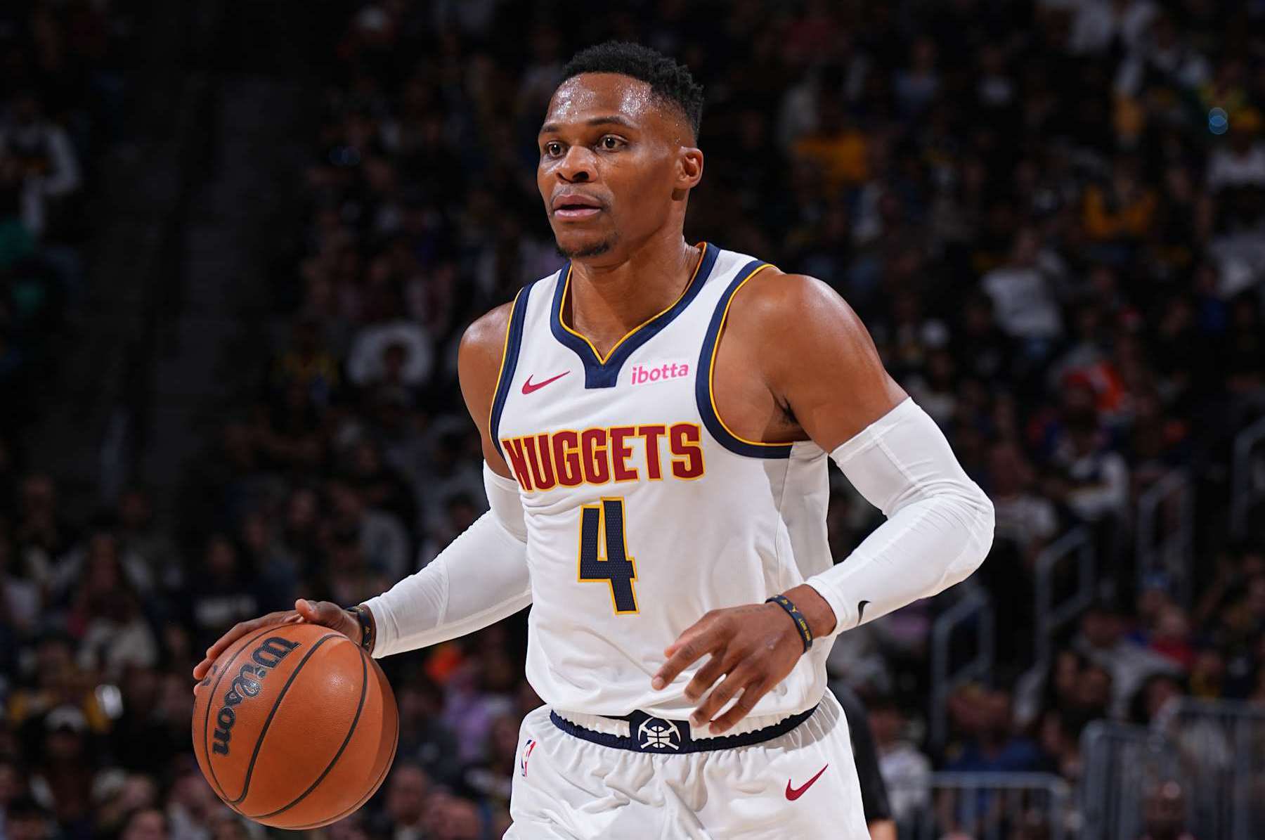 边后卫就近 边后卫就近